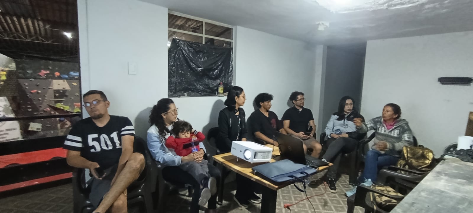 Magda Ximena Balaguera liderando la capacitación sobre psicología deportiva